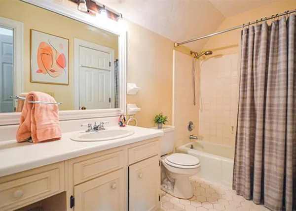 $1,850 | 980 Marys Drive, Unit 5, Tallahassee, FL 32308