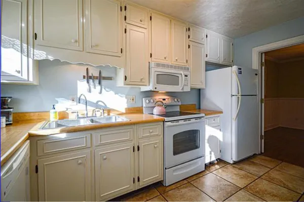 $1,800 | 980 Marys Drive, Unit 5, Tallahassee, FL 32308