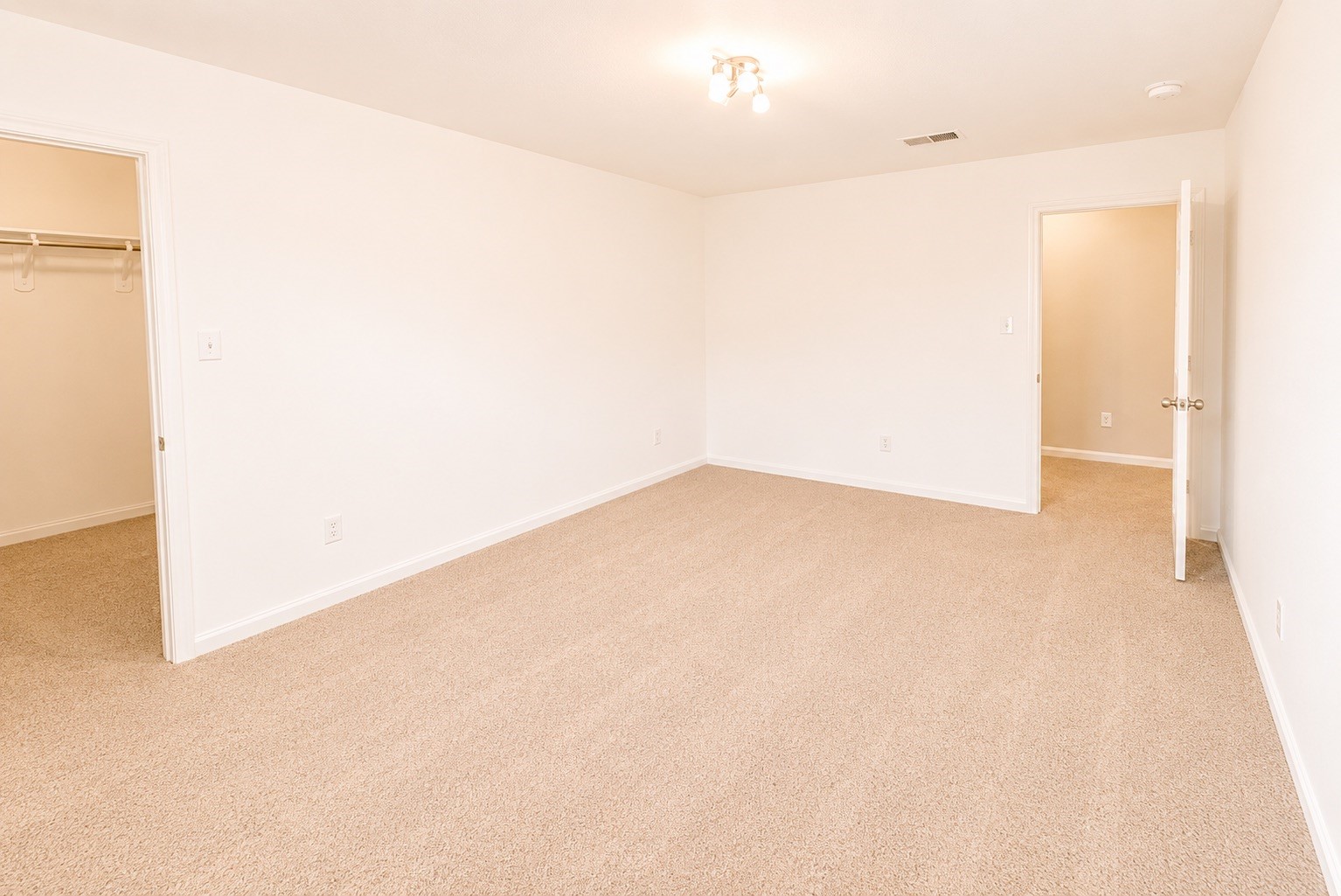 9427 Ruby Mist Drive Rosharon, TX 77583 - Photo 22 of 30 Bedroom 2