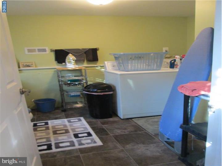 38 Linden Road Burlington, NJ 08016 - Photo 23 of 23 Laundry Room