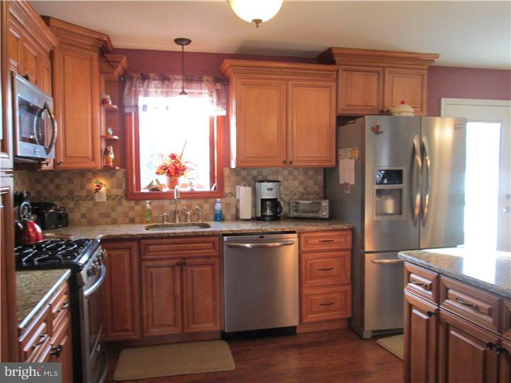 38 Linden Road Burlington, NJ 08016 - Photo 6 of 23 Kitchen