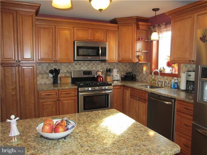 38 Linden Road Burlington, NJ 08016 - Photo 8 of 23 Kitchen