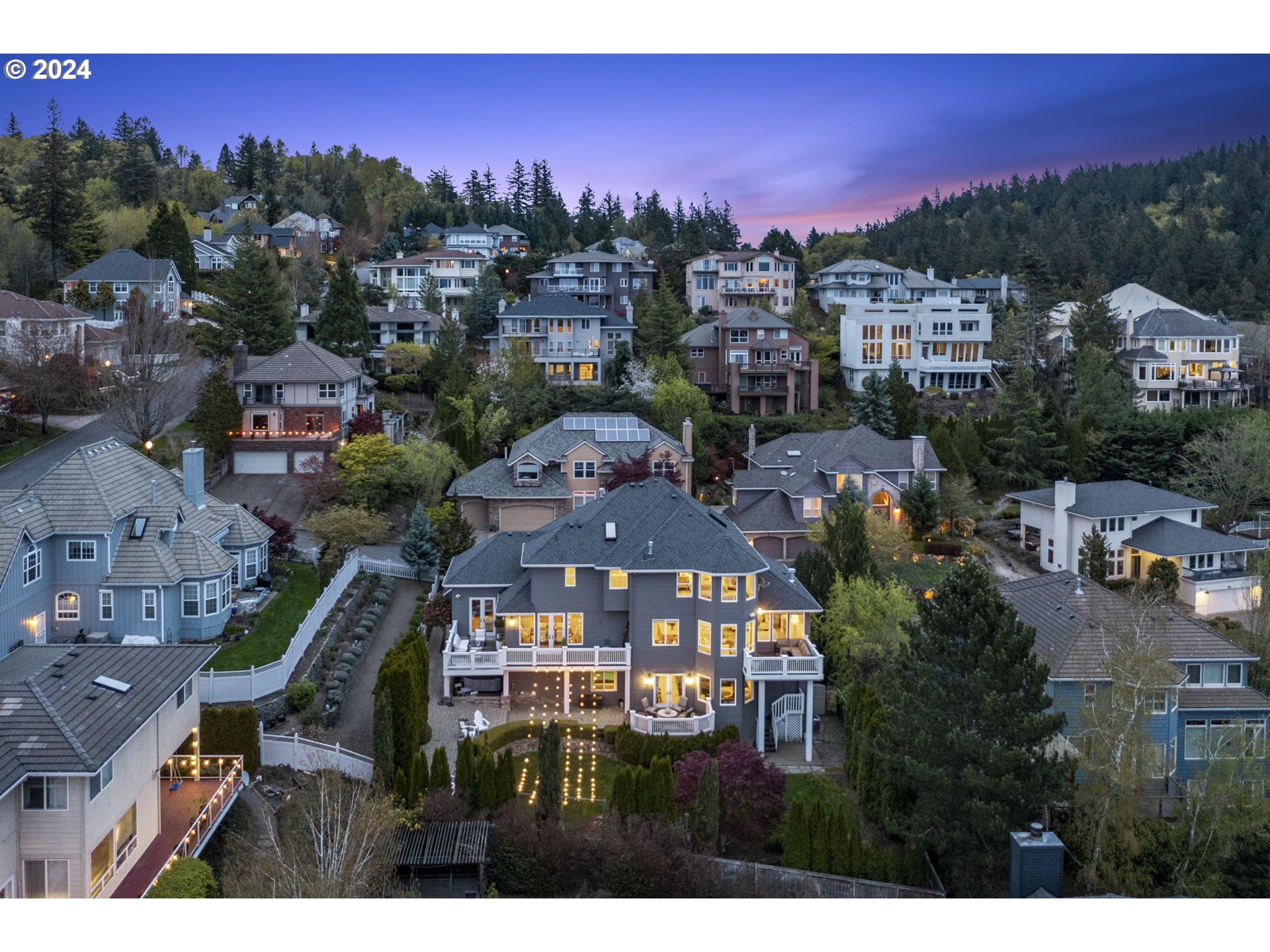 1323 Northwest Abernethy Road Portland, OR 97229 - Photo 46 of 48 Gallery Image 46