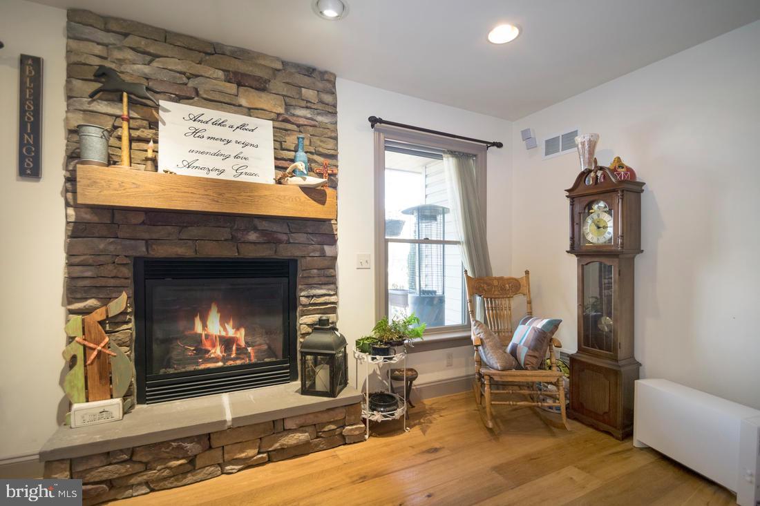 379 Fairview Road New Providence, PA 17560 - Photo 3 of 25 Gallery Image 3