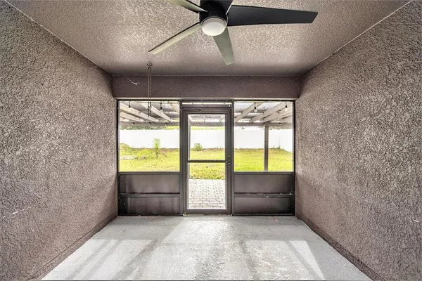 $2,300 | 14442 Haddon Mist Drive, Wimauma, FL 33598