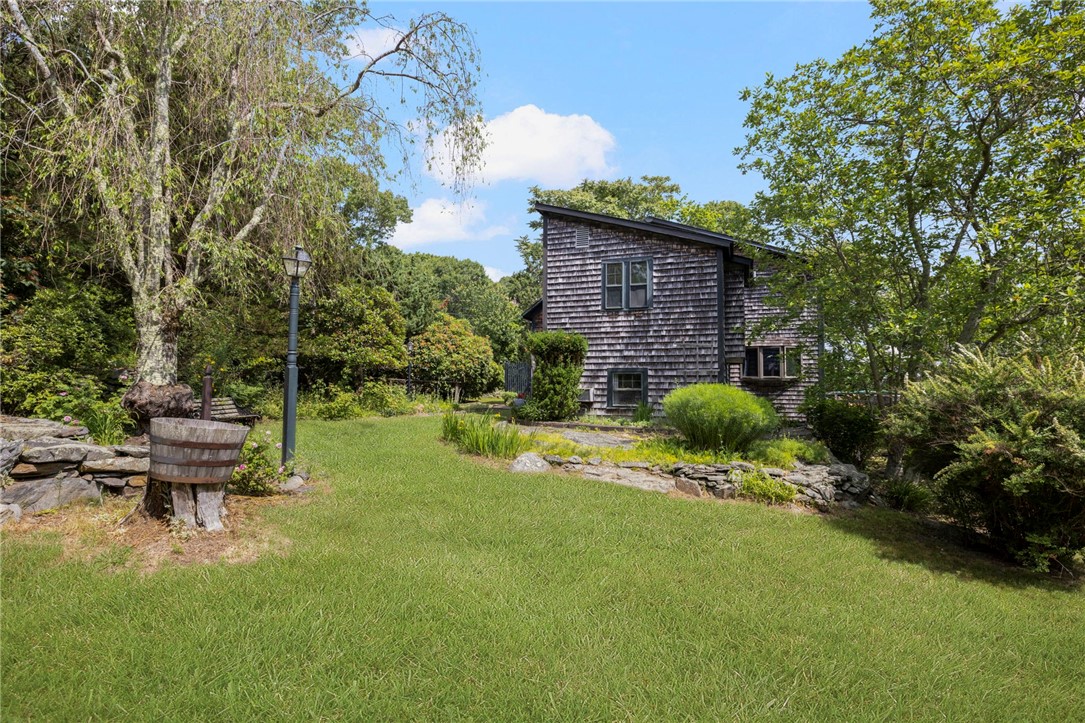 856 North Main Road Jamestown, RI 02835 - Photo 39 of 49