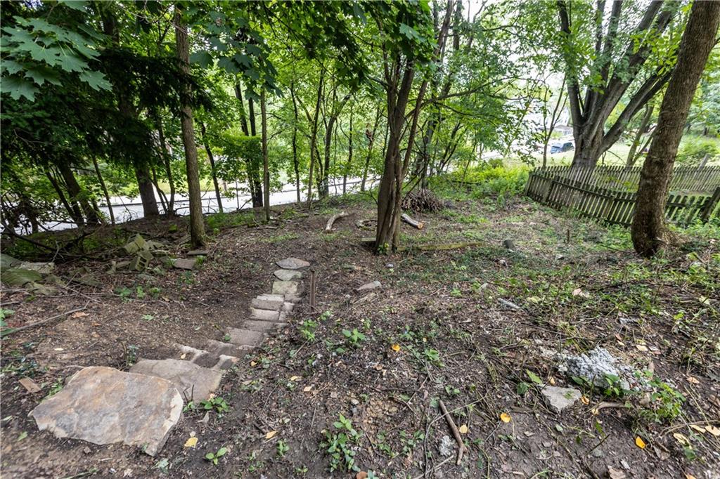 29 Defoe Street Pittsburgh, PA 15214 - Photo 34 of 36 Lots of potential in the back yard