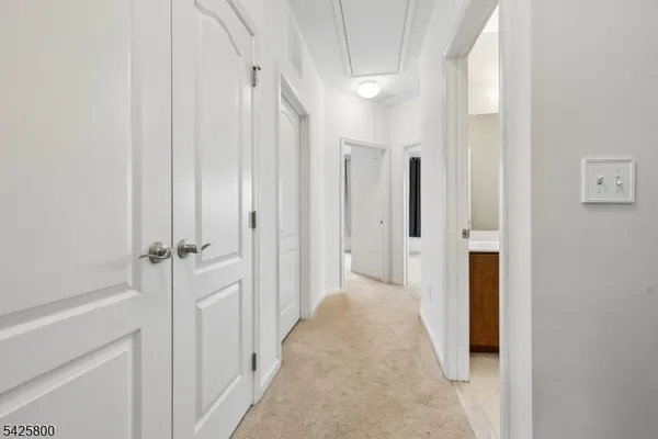 $1,050,000 | 20 Gable Walk, Unit 20, Livingston, NJ 07039