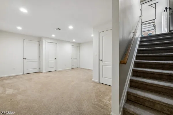 $1,050,000 | 20 Gable Walk, Unit 20, Livingston, NJ 07039