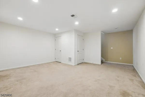 $1,050,000 | 20 Gable Walk, Unit 20, Livingston, NJ 07039