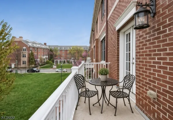$1,050,000 | 20 Gable Walk, Unit 20, Livingston, NJ 07039