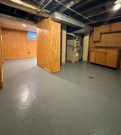 a view of utility room