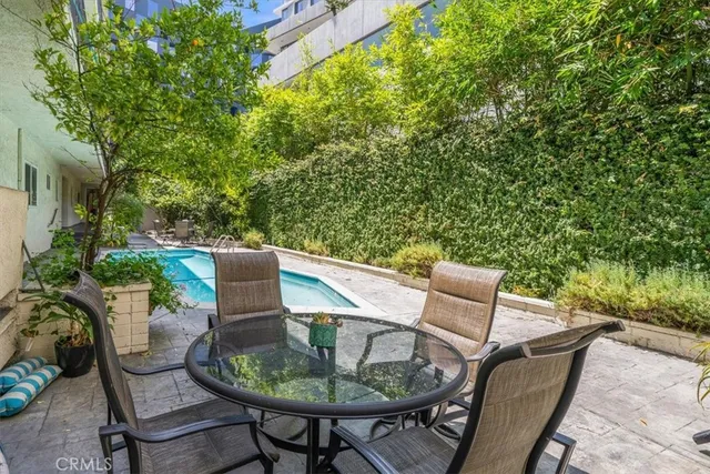$3,900 | 1228 North La Cienega Boulevard, Unit 203, West Hollywood, CA 90069