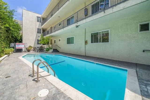 $3,900 | 1228 North La Cienega Boulevard, Unit 203, West Hollywood, CA 90069