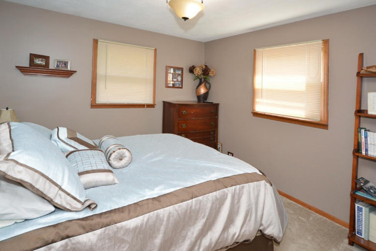 604 Lakeview Road Paw Paw, MI 49079 - Photo 12 of 21 Bedroom 2