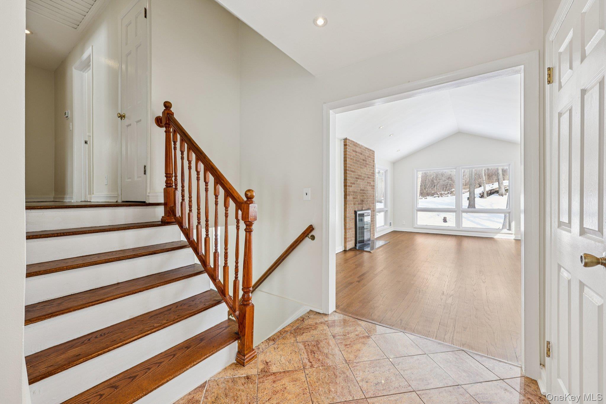 11 Meadowlark Road Rye Brook, NY 10573 - Photo 28 of 34 Entrance Foyer
