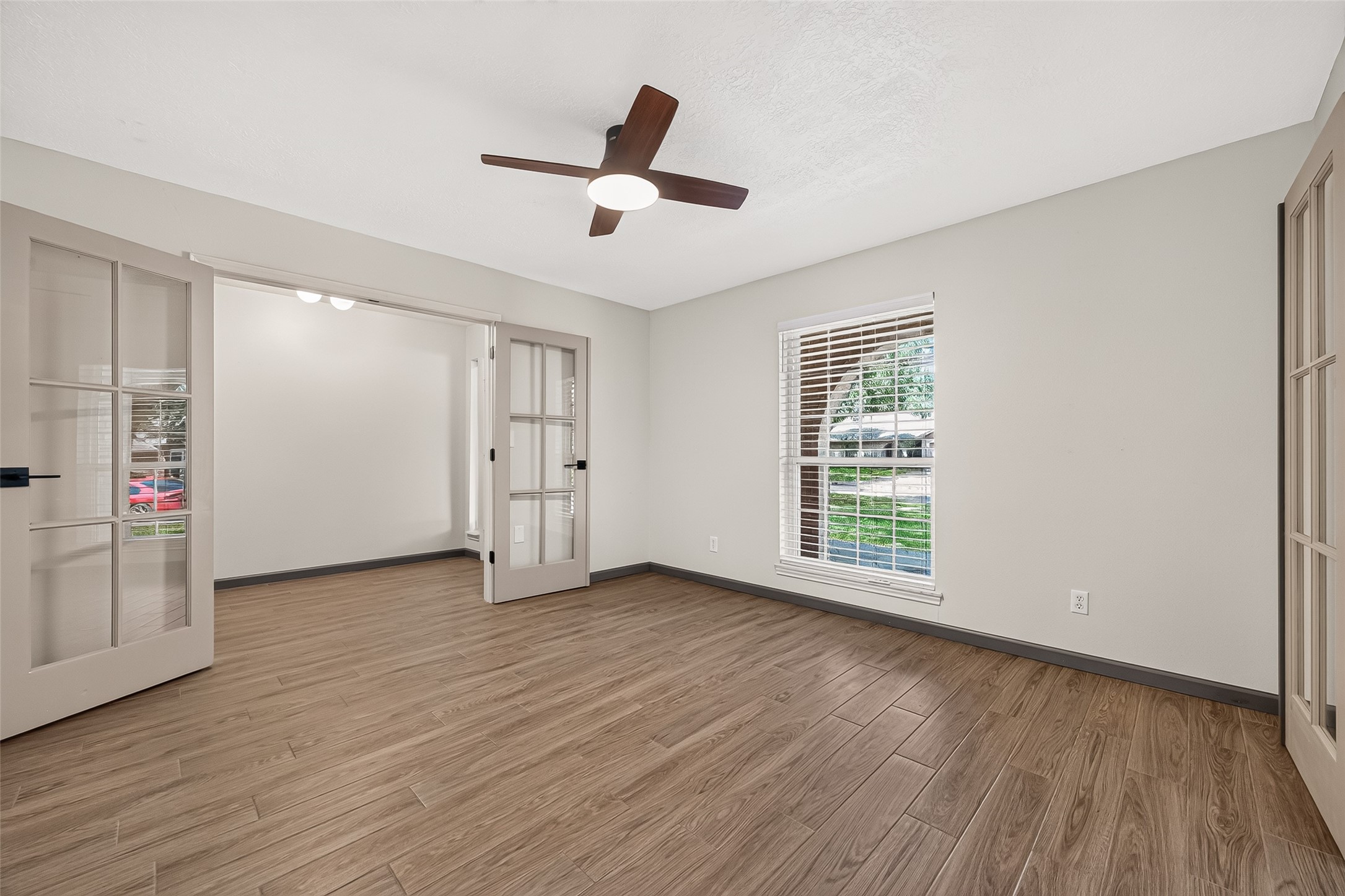 2014 Franklin Circle Rosenberg, TX 77471 - Photo 6 of 47 Gallery Image 6