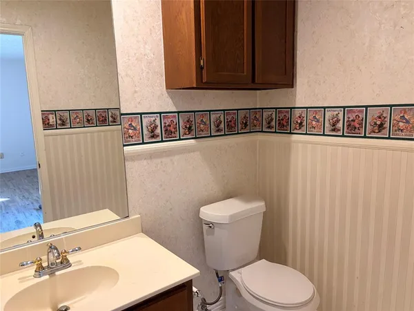 $1,550 | 2327 Torrington Drive, Unit C, Arlington, TX 76012