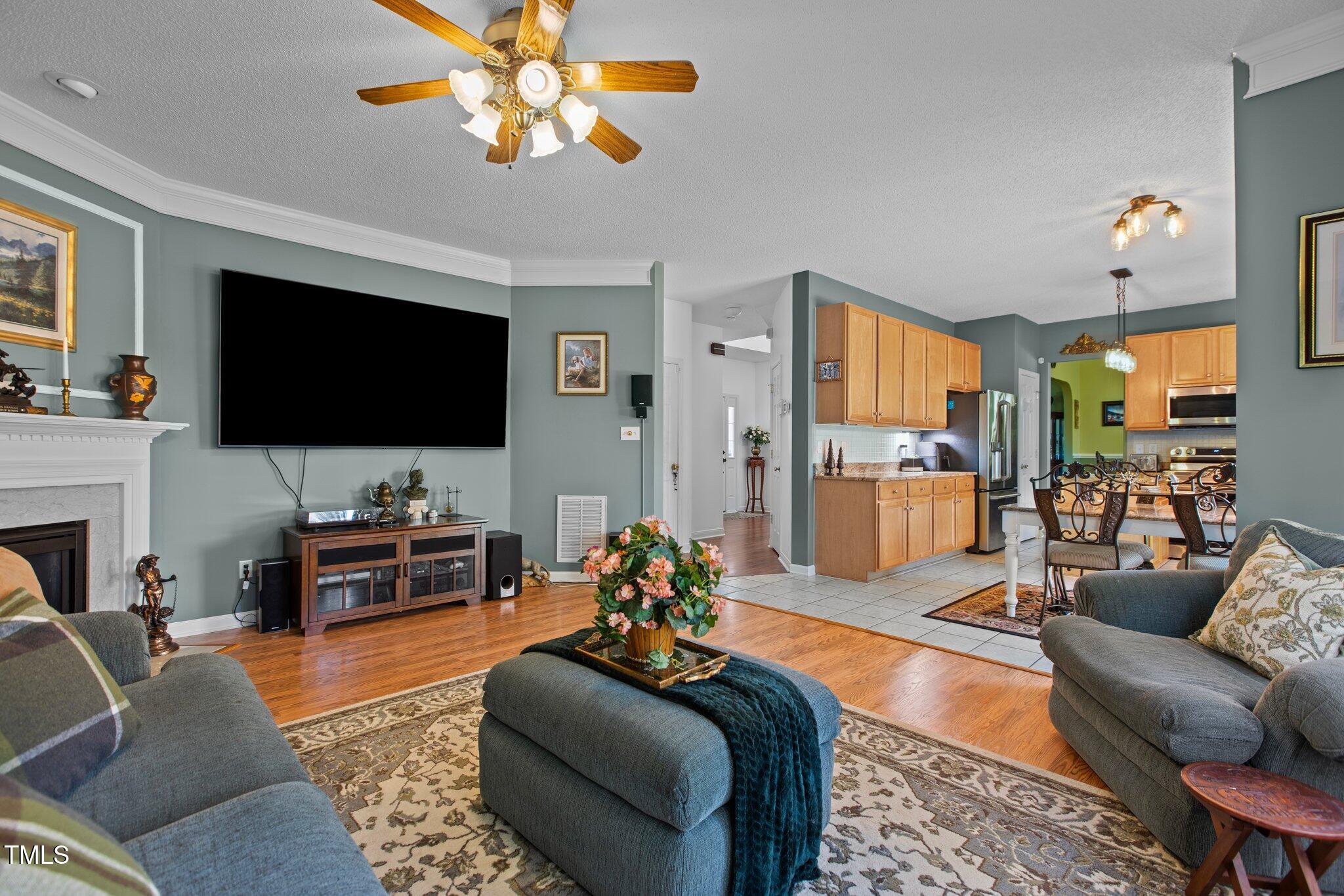 5405 Seaspray Lane Raleigh, NC 27610 - Photo 11 of 48 17-web-or-mls-2N6A0243
