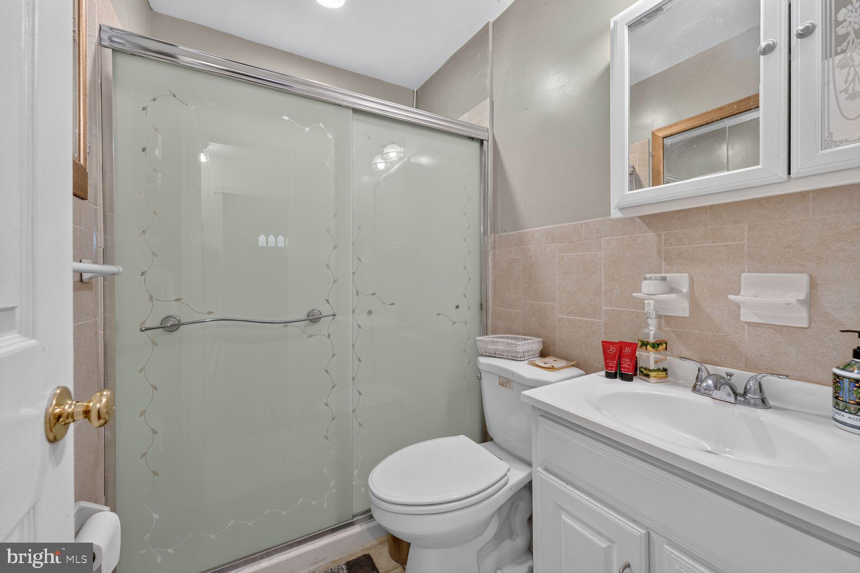5406 Spring Lane Riverdale, MD 20737 - Photo 11 of 20