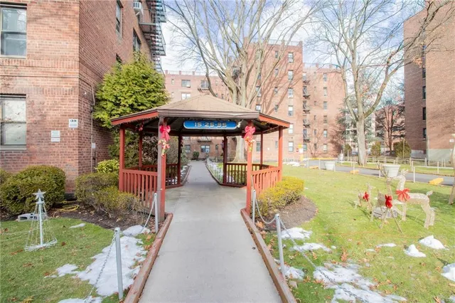 $228,000 | 35 Oliver Street, Unit 1D | Bay Ridge