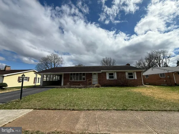 $200,000 | 1006 Charles Street, Mechanicsburg, PA 17055
