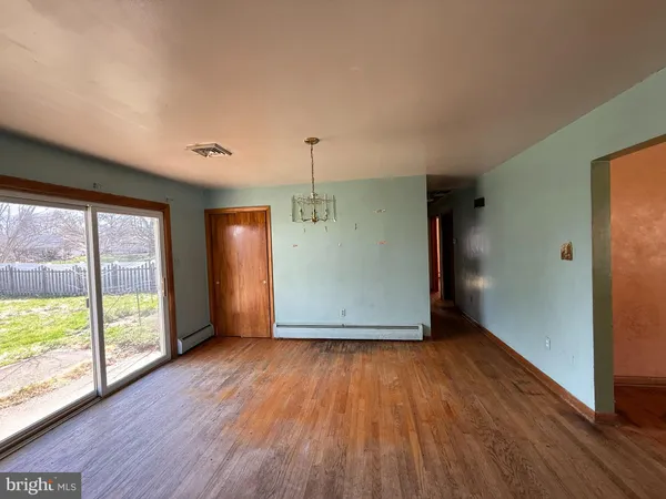 $200,000 | 1006 Charles Street, Mechanicsburg, PA 17055