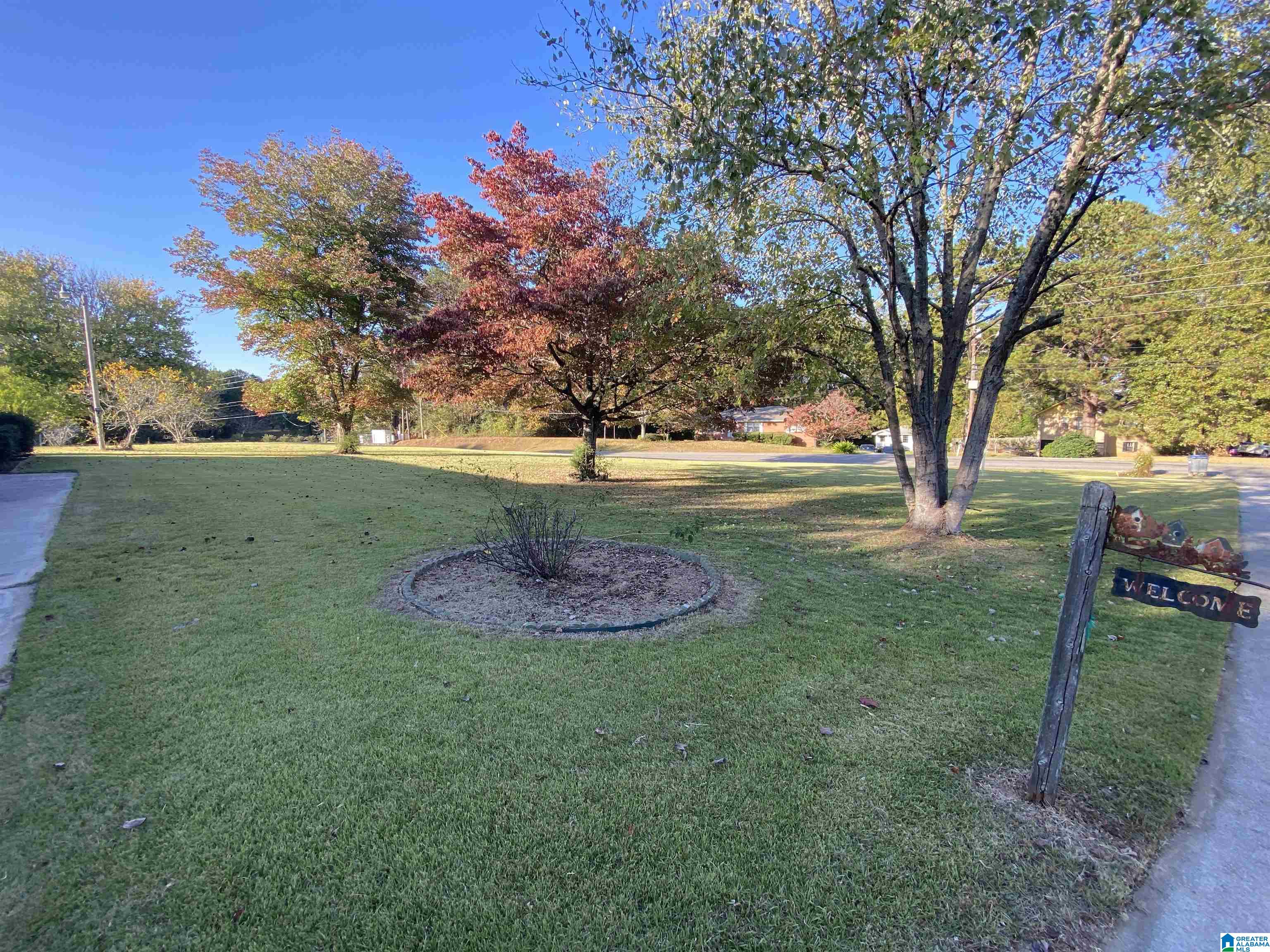 4205 Hazelwood Road Adamsville, AL 35005 - Photo 4 of 30 Gallery Image 4