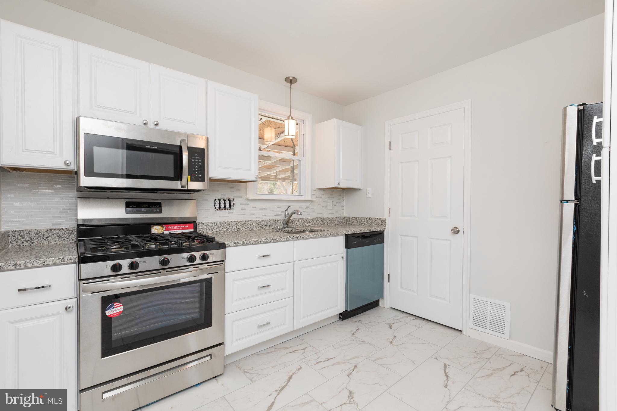 3309 Randall Road Suitland, MD 20746 - Photo 3 of 30 Kitchen