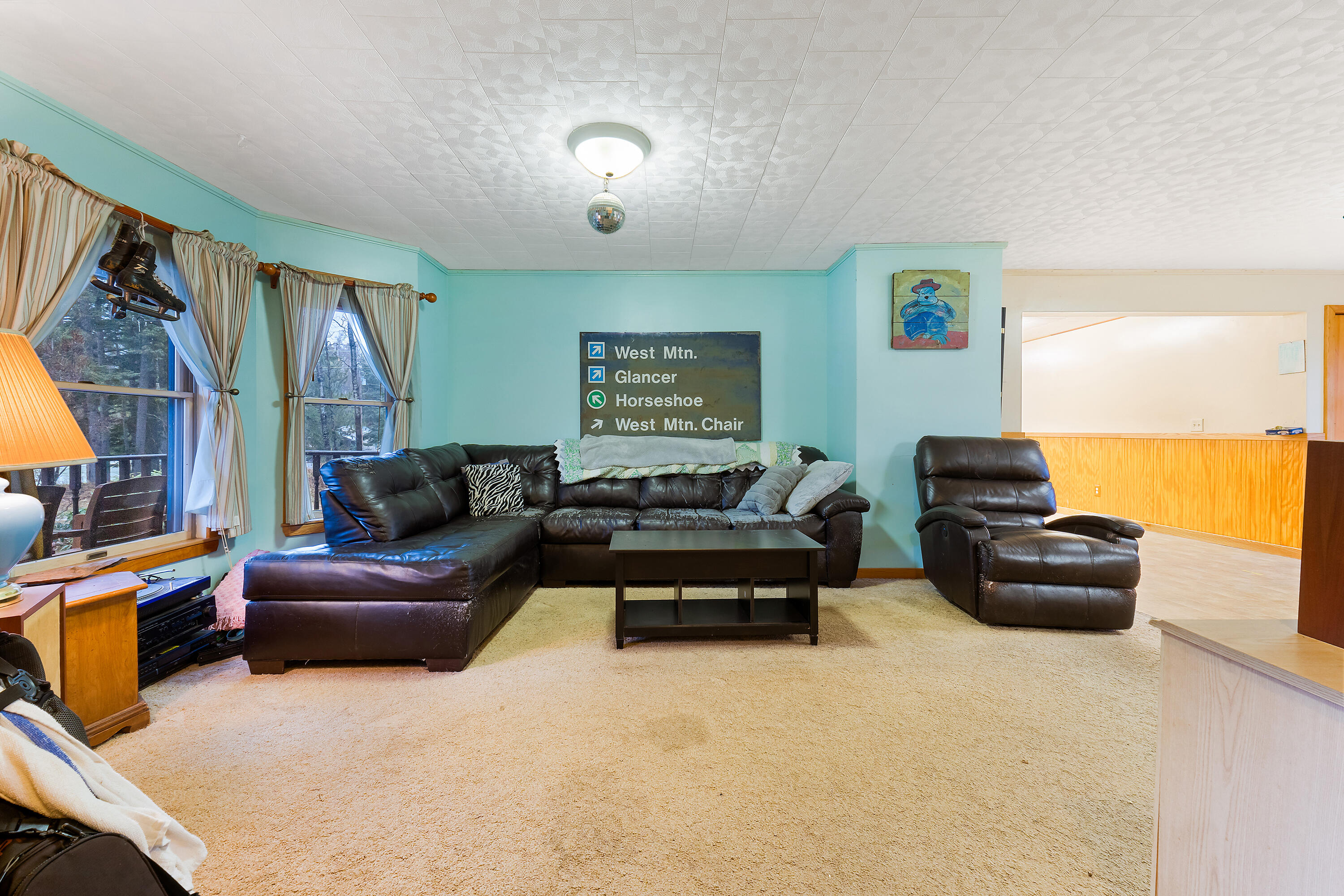 42 Sargent Avenue Eustis, ME 04982 - Photo 17 of 60 Living Room