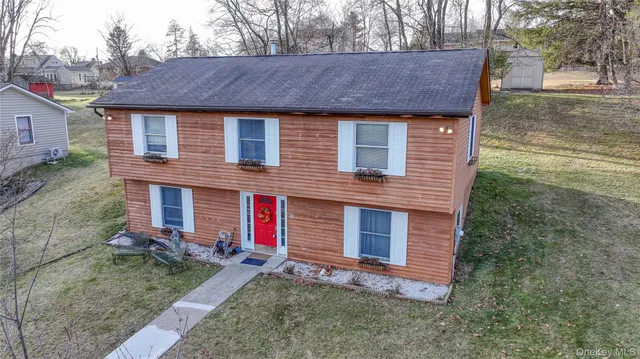 $410,000 | 30 Oakland Avenue, Montgomery, NY 12586