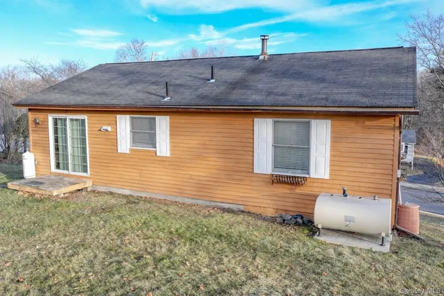 $410,000 | 30 Oakland Avenue, Montgomery, NY 12586