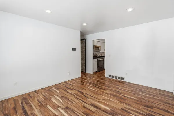 $174,900 | 3924 Wedgewood Drive, Lansing, MI 48911