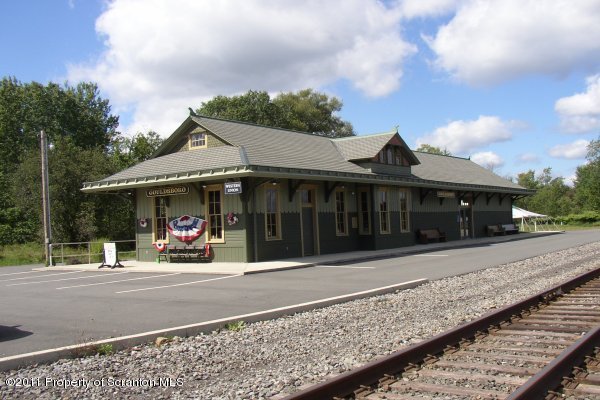 14-15 Spring Run Lane Moscow, PA 18444 - Photo 5 of 8 Gouldsboro Train Station