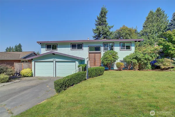 $3,800 | 8435 198th Place Southwest, Edmonds, WA 98026