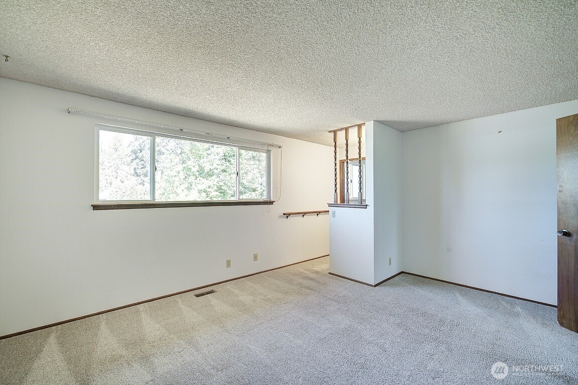 8435 198th Place Southwest Edmonds, WA 98026 - Photo 16 of 29