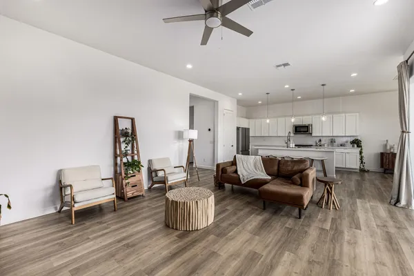 $2,850 | 4509 North 197th Lane, Litchfield Park, AZ 85340