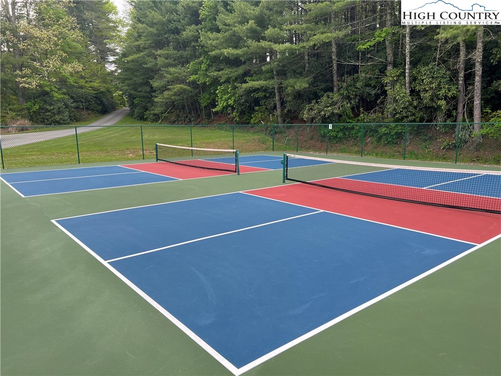 85 Jack Pine Loop Newland, NC 28657 - Photo 25 of 29 a view of a tennis court
