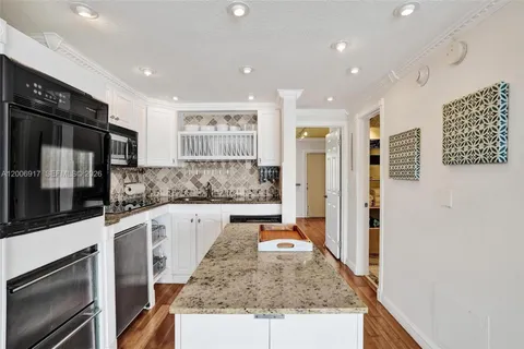 $240,000 | 1105 South Riverside Drive, Unit 107, Pompano Beach, FL 33062