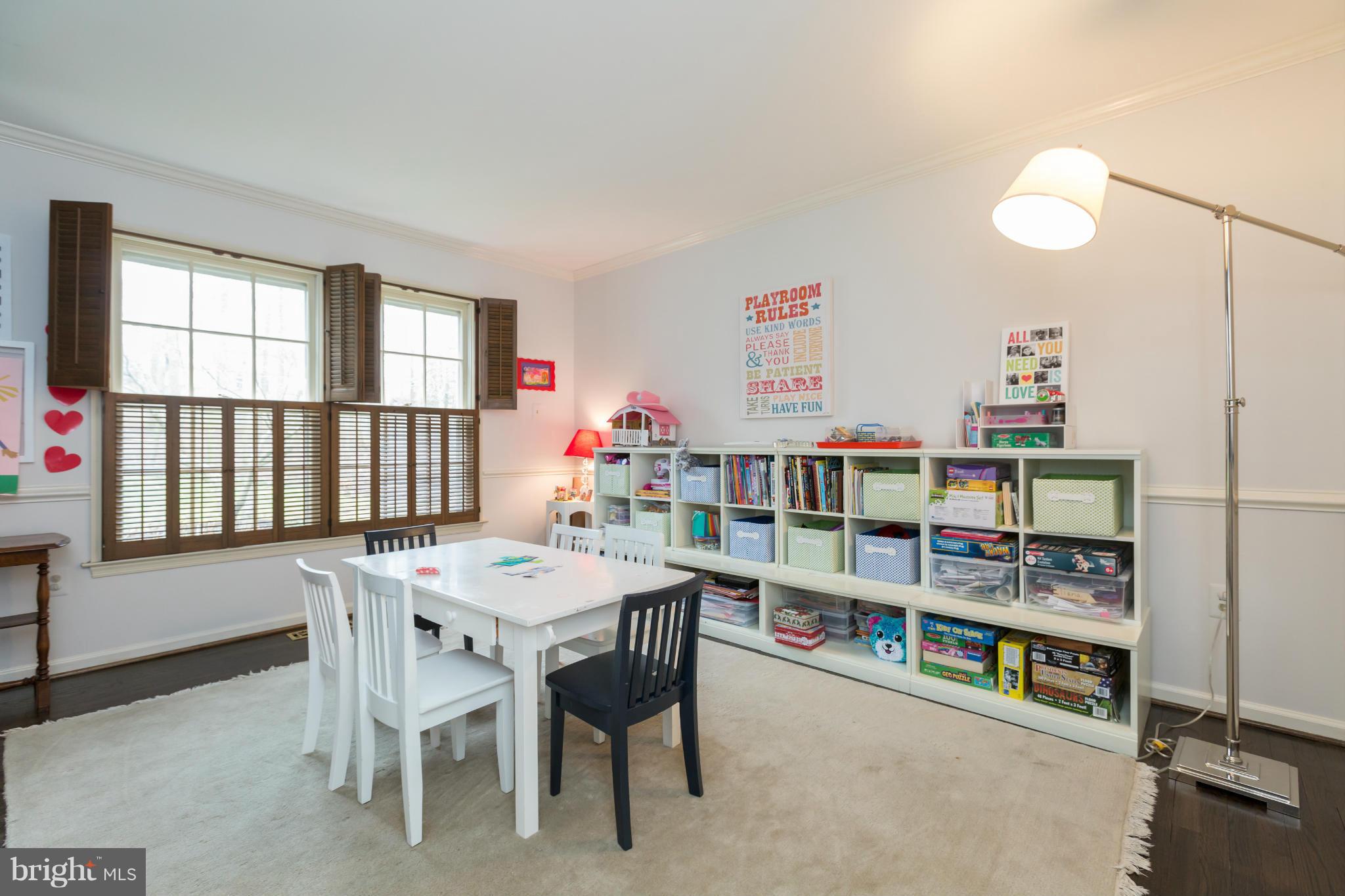 805 Ridge Drive McLean, VA 22101 - Photo 13 of 30 Main Level Den / Study / Office