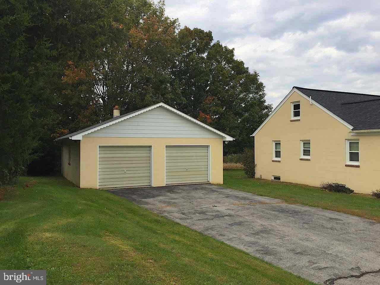 544 Fawn Grove Road Fawn Grove, PA 17321 - Photo 3 of 26 Gallery Image 3