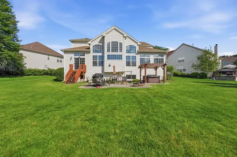 $624,500 | 18936 West Woodale Trail, Lake Villa, IL 60046