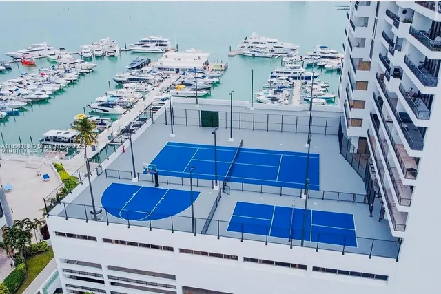 $2,650 | 555 Northeast 15th Street, Unit 31D, Miami, FL 33132