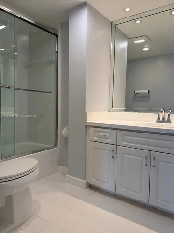 $2,650 | 555 Northeast 15th Street, Unit 31D, Miami, FL 33132