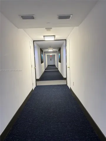 $2,650 | 555 Northeast 15th Street, Unit 31D, Miami, FL 33132