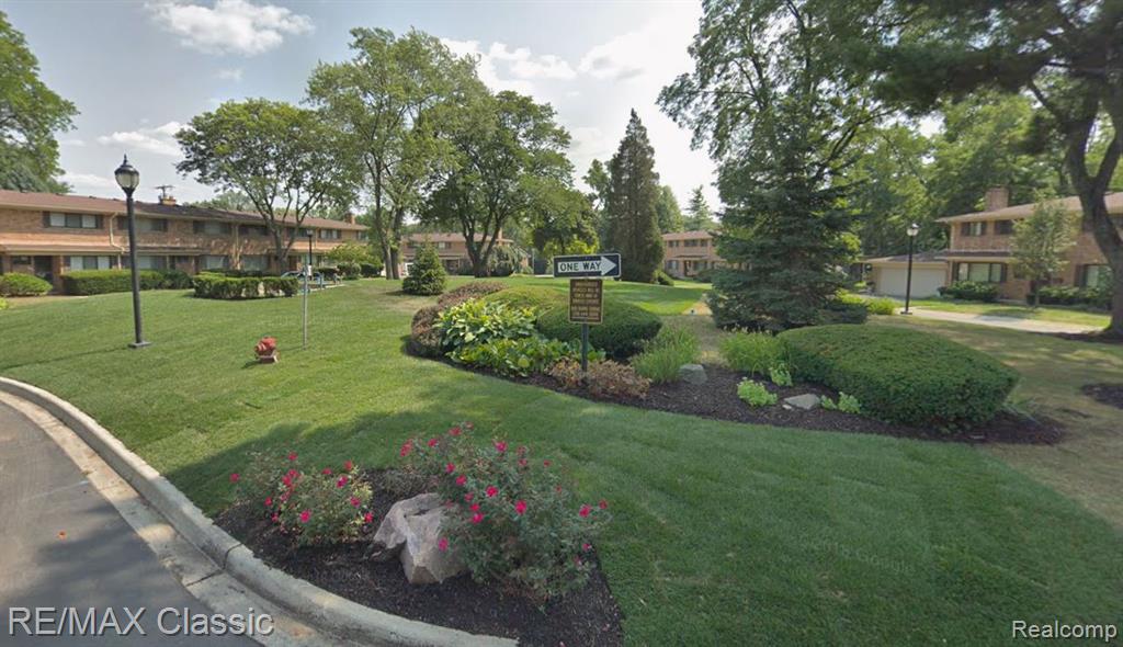 112 East Hickory Grove Road Bloomfield Hills, MI 48304 - Photo 19 of 19