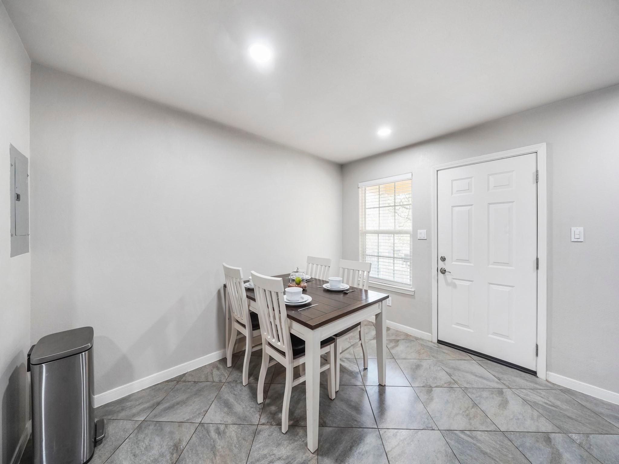 910 Rosewick Street Houston, TX 77015 - Photo 11 of 14 a room with furniture and window