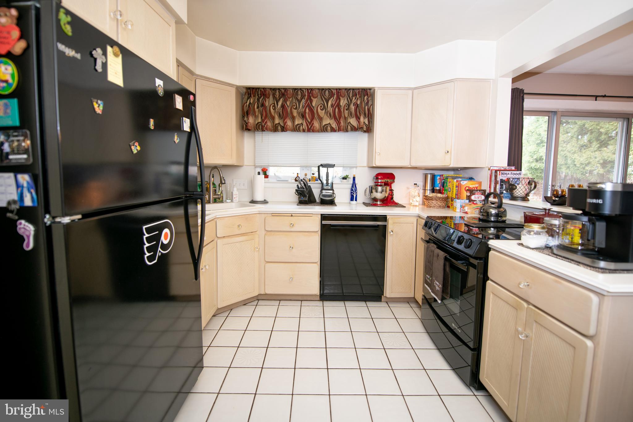 1031 Hoven Road Philadelphia, PA 19115 - Photo 14 of 31 Gallery Image 14