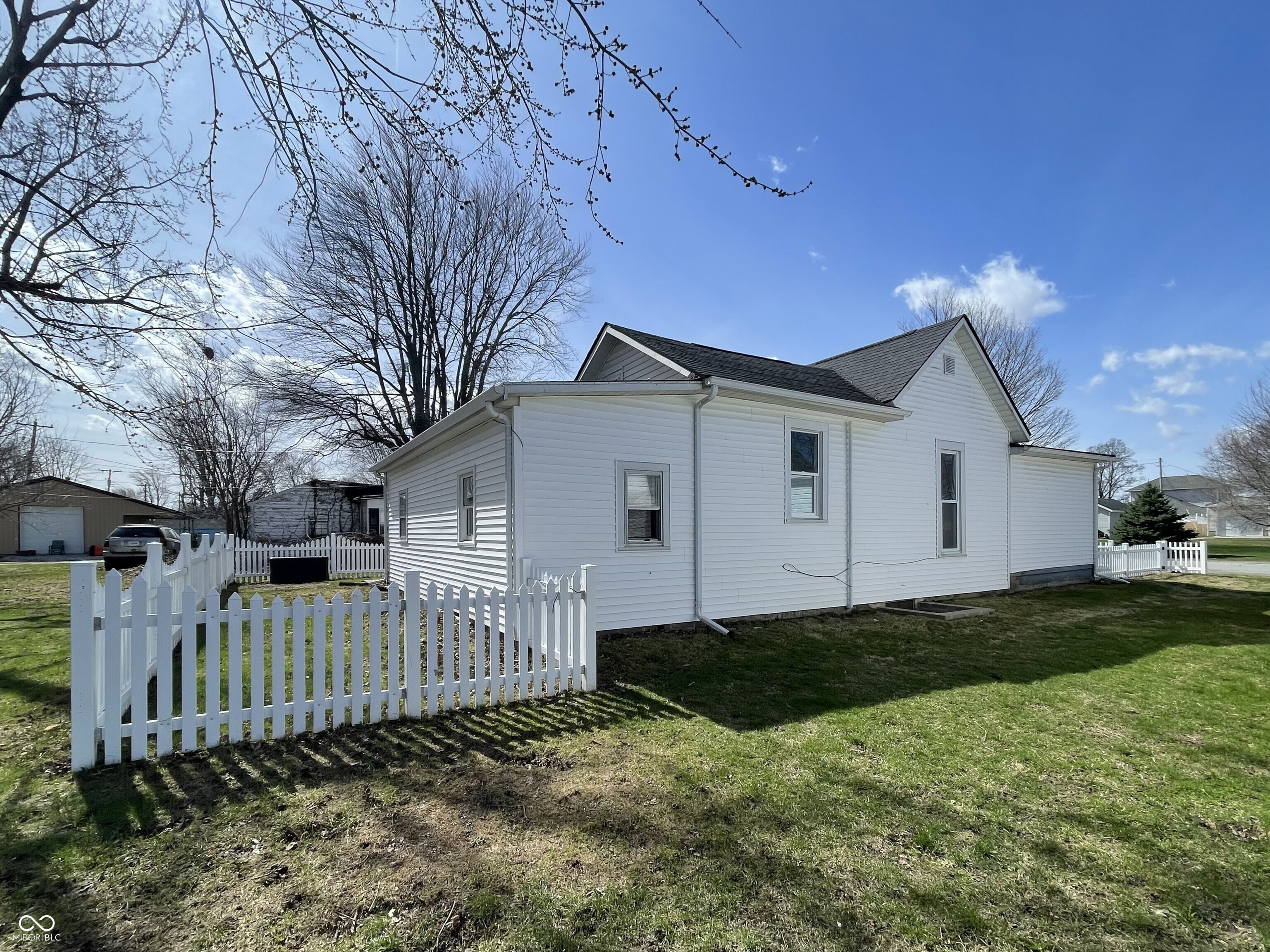 603 Posey Street Windfall, IN 46076 - Photo 11 of 52