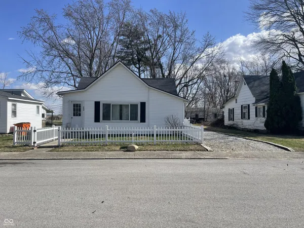 $119,000 | 603 Posey Street, Windfall, IN 46076